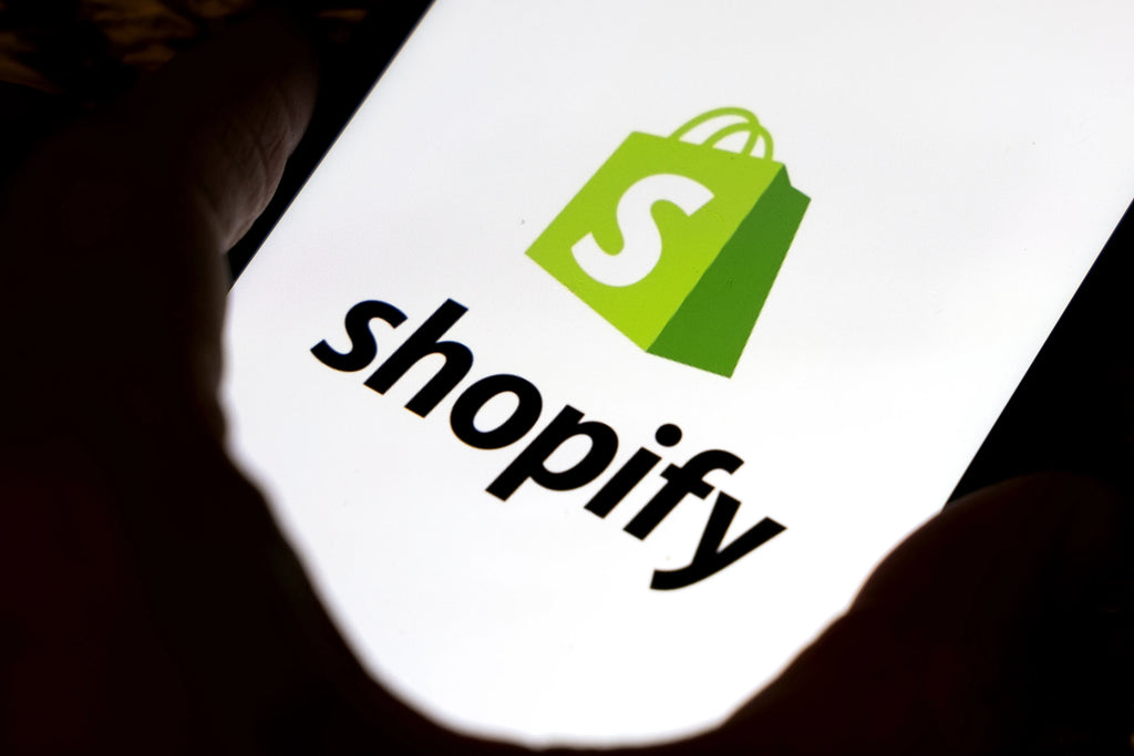 Shopify in Italy: Everything You Need to Know
